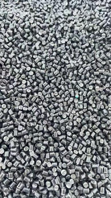 再生プラスチック粒子の実物
